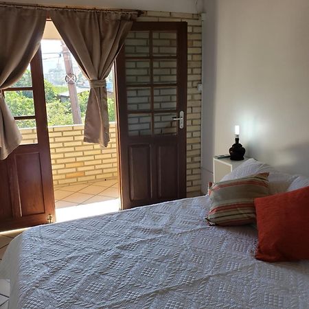 Residencial Costumes Brasileiras Otel Bombinhas Oda fotoğraf